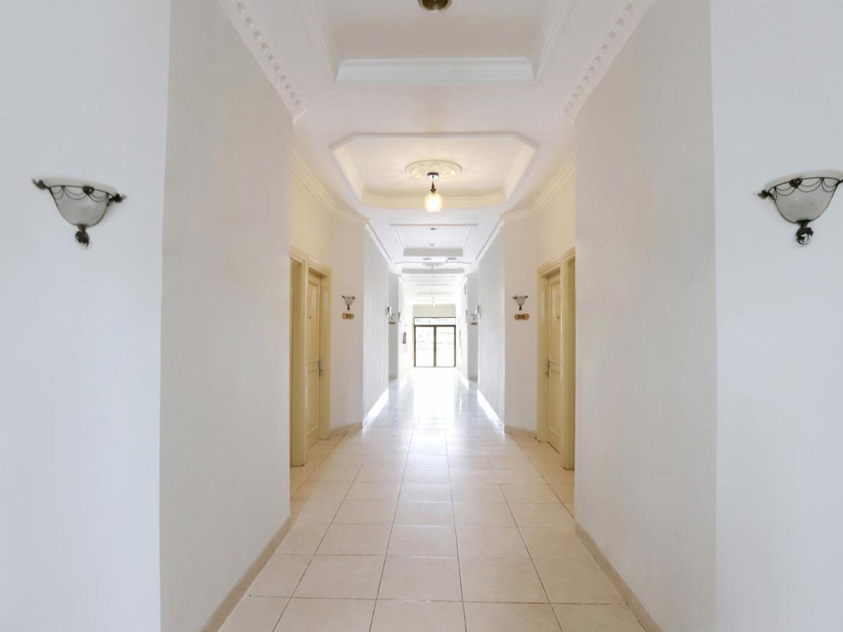 Capital O 297 45 Residence Jakarta Exterior foto